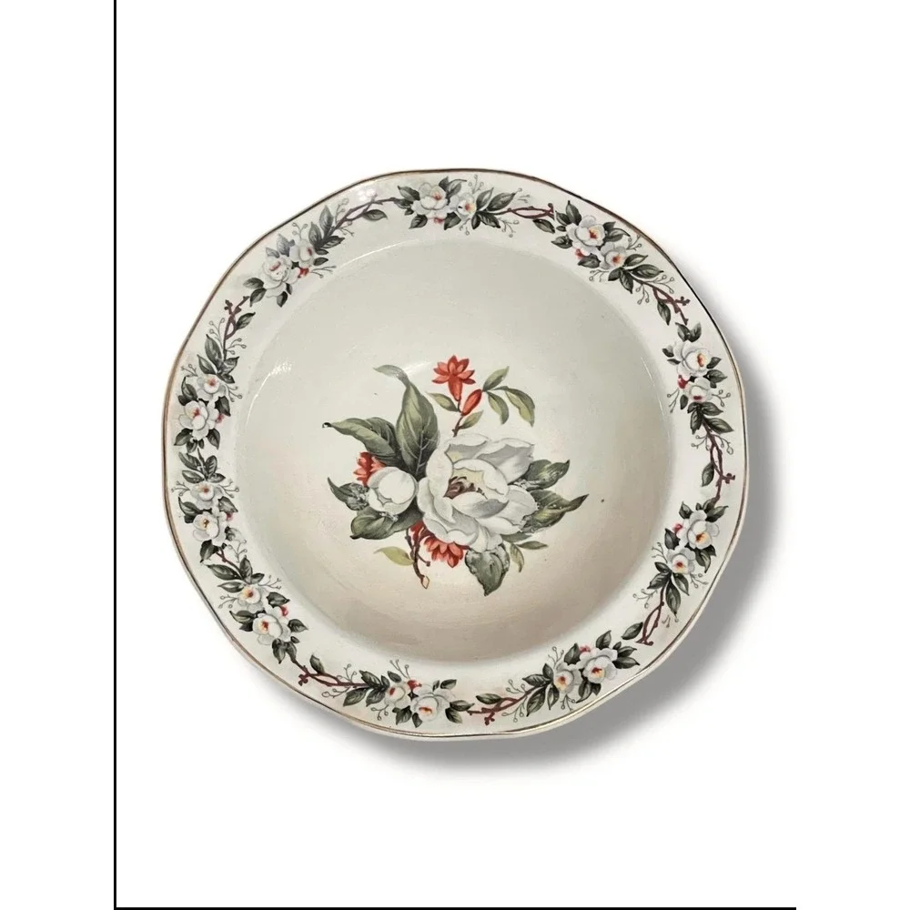 RARE 6 Wedgwood Camellia Gold-Rimmed Bowls Vintage‎